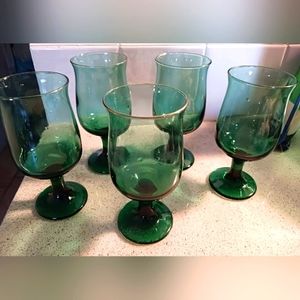 Juniper Green Wine Goblet